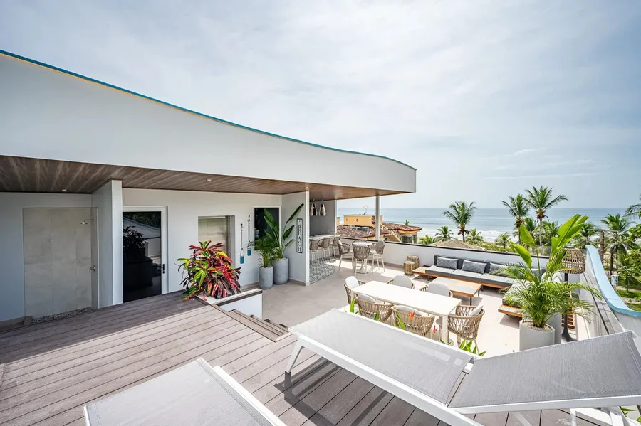 Jaco vacation villa with kitchen