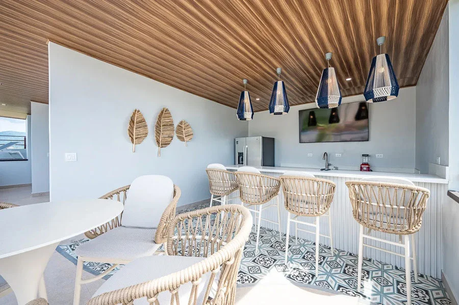 costa rica villa rentals for pool parties