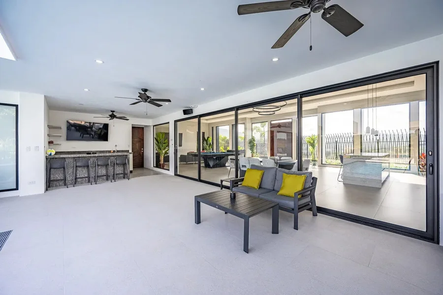 jaco villa rentals for company retreats