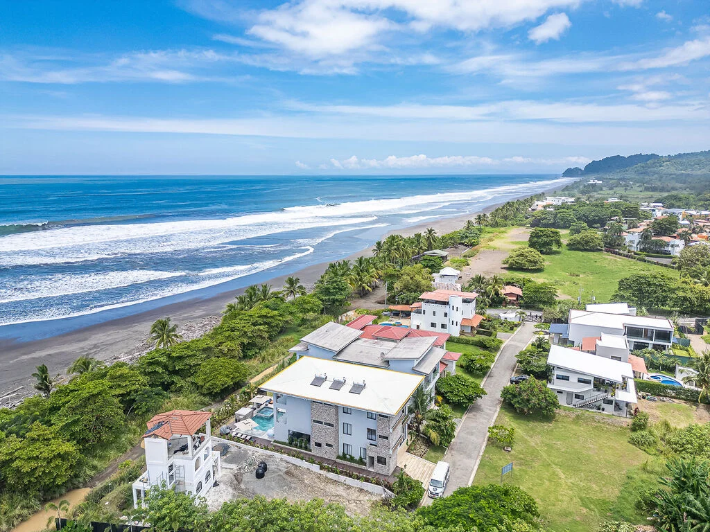 water front villa rentals costa rica