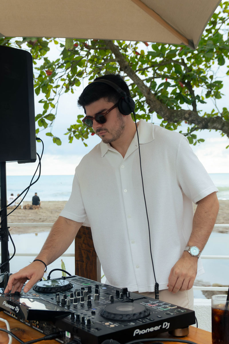 costa rica bachelor party venue