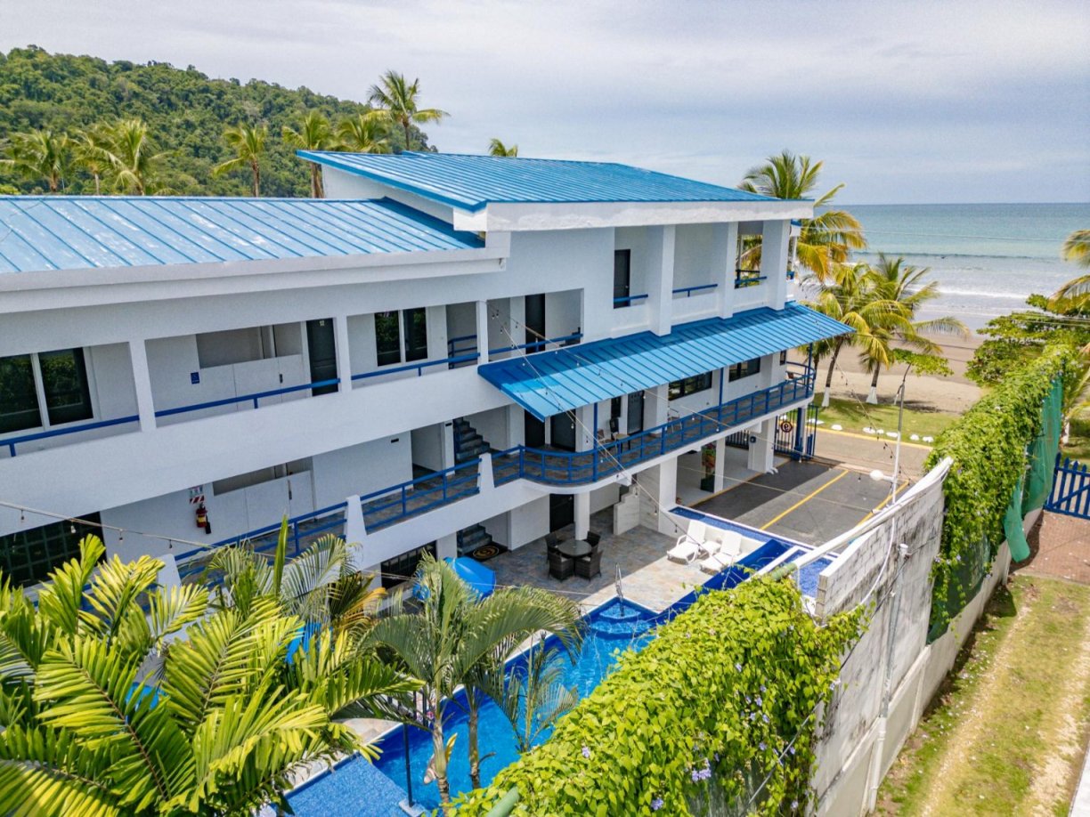 luxury vacation villa rentals Jaco